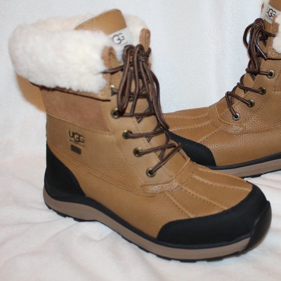 NEW UGG WOMEN'S ADIRONDACK III LEATHER SHEARLING LINED WINTER SNOW BOOTS - Picture 2 of 8
